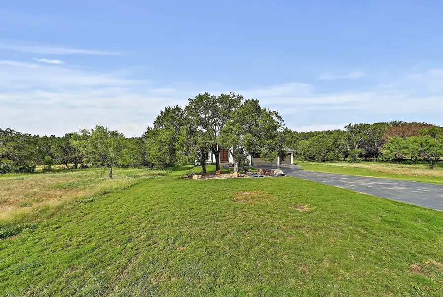 1404 Fault Line Dr, Horseshoe Bay, TX 78657 - Image #3