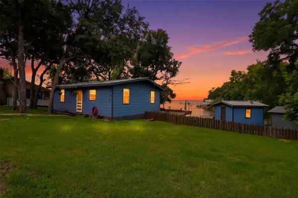 711 Lakewood Dr, Burnet, TX 78611