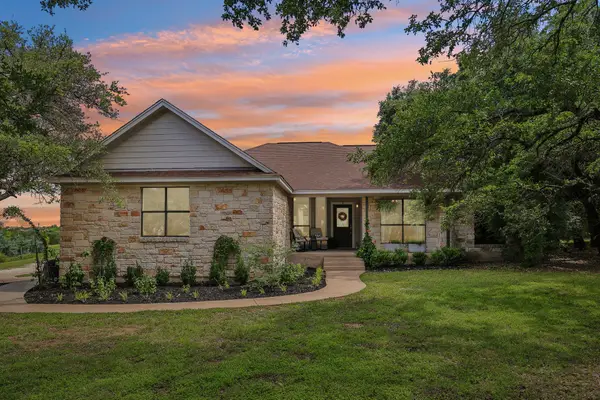136 Thoroughbred Trce, Liberty Hill, TX 78642