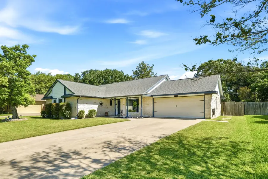 602 Applewood Dr, Pflugerville, TX 78660 - #2