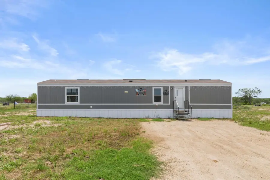305 Blue Quail St, Dale, TX 78616 - #2