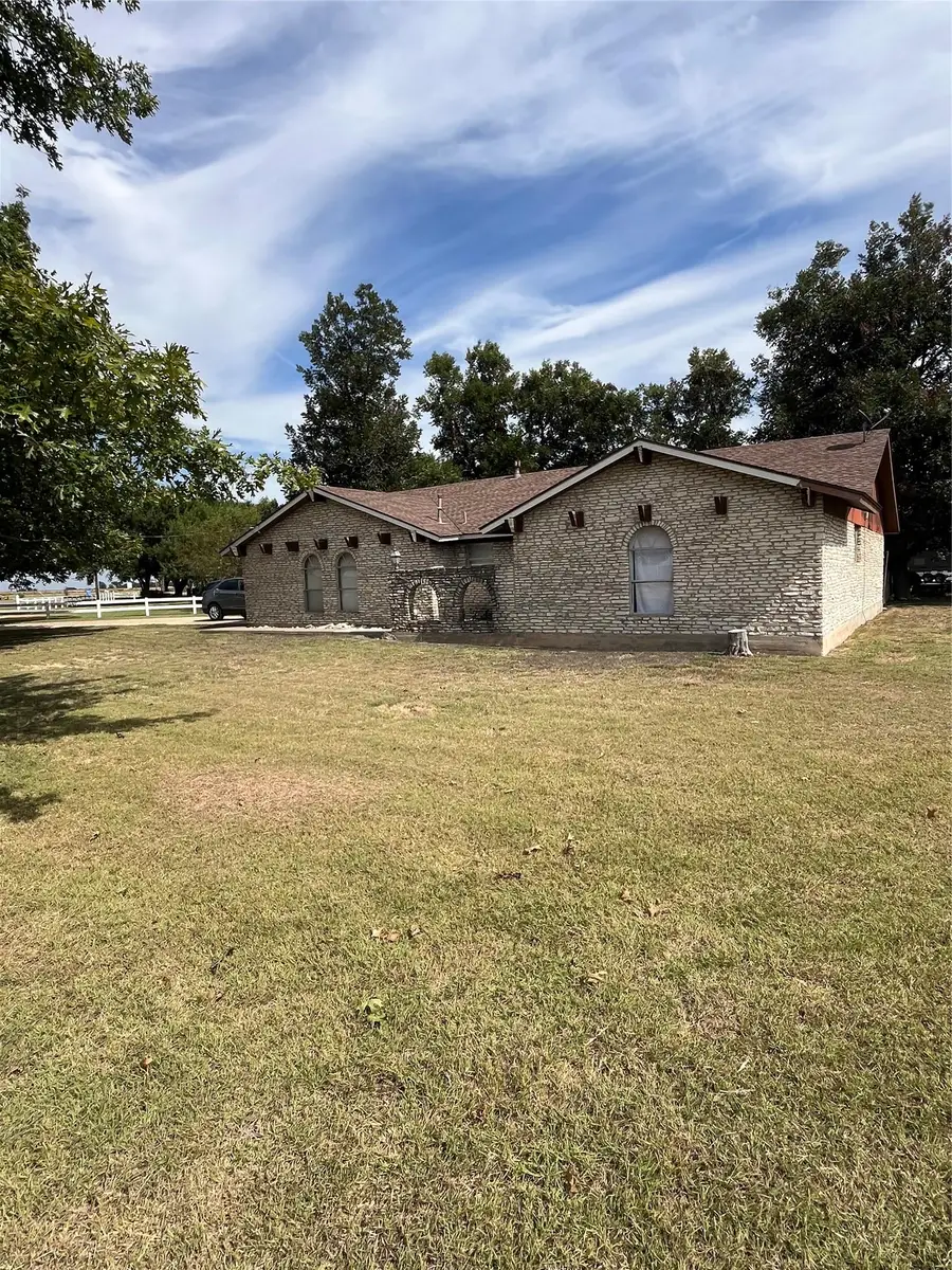 20 County Road 408 Rd, Taylor, TX 76574 - Image #2