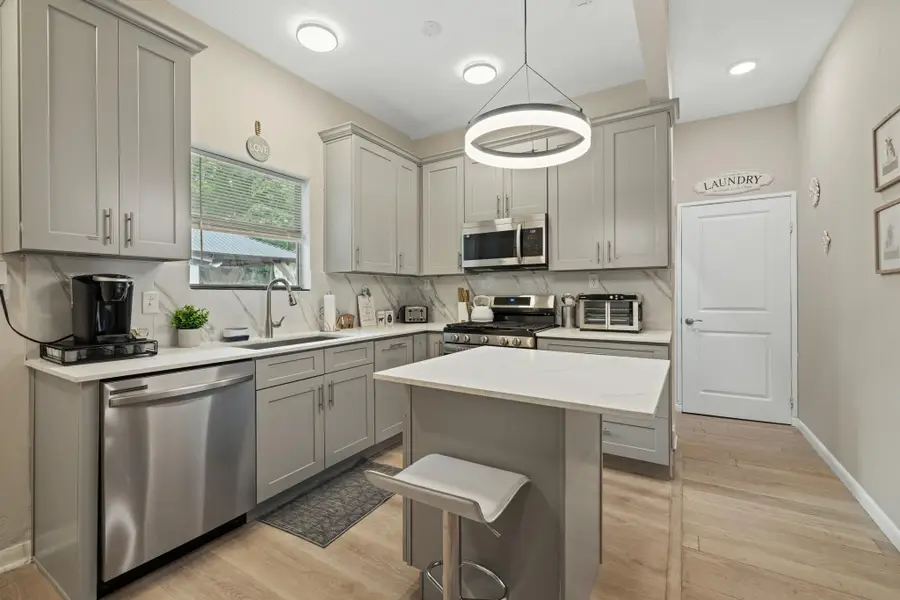 2503 Gonzales St, Austin, TX 78702 - #3