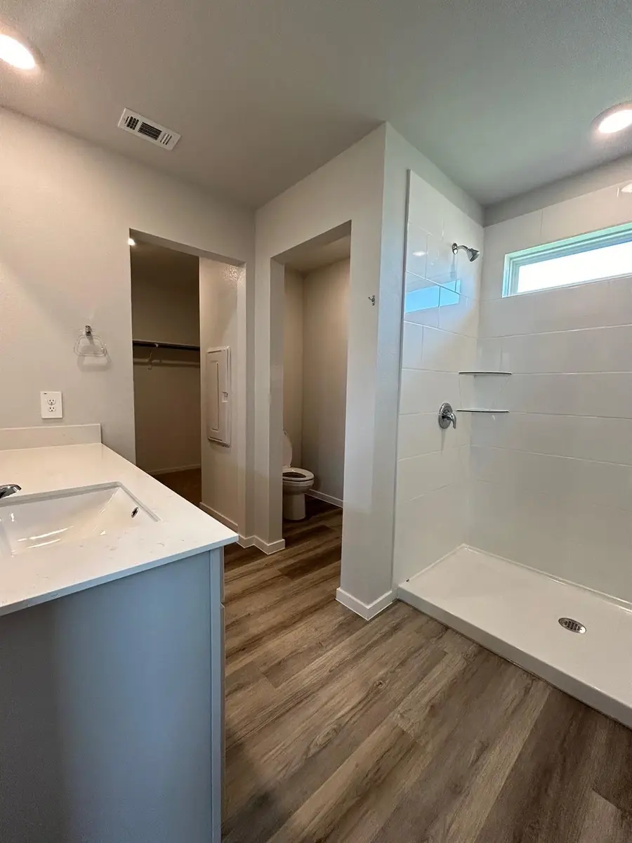 301 Pickel Dr, Rockdale, TX 76567 - Image #3