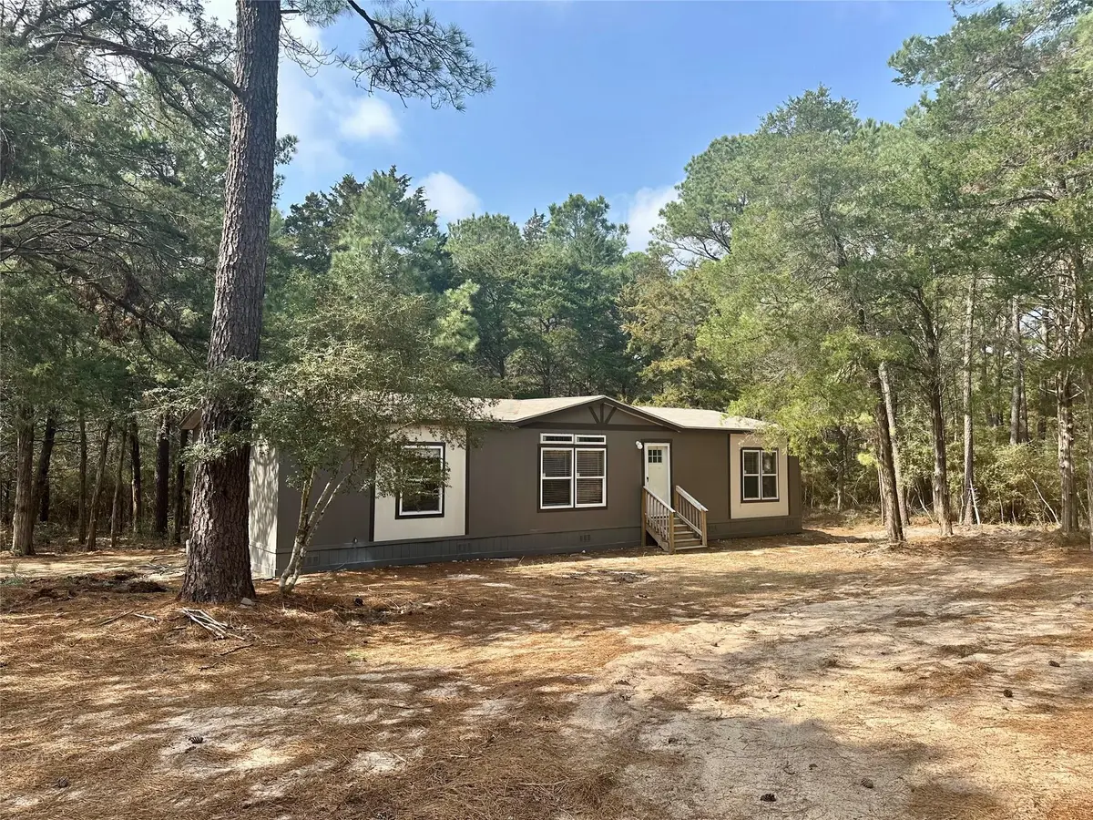 1053 Elm Crest Dr, New Ulm, TX 78950 - #1