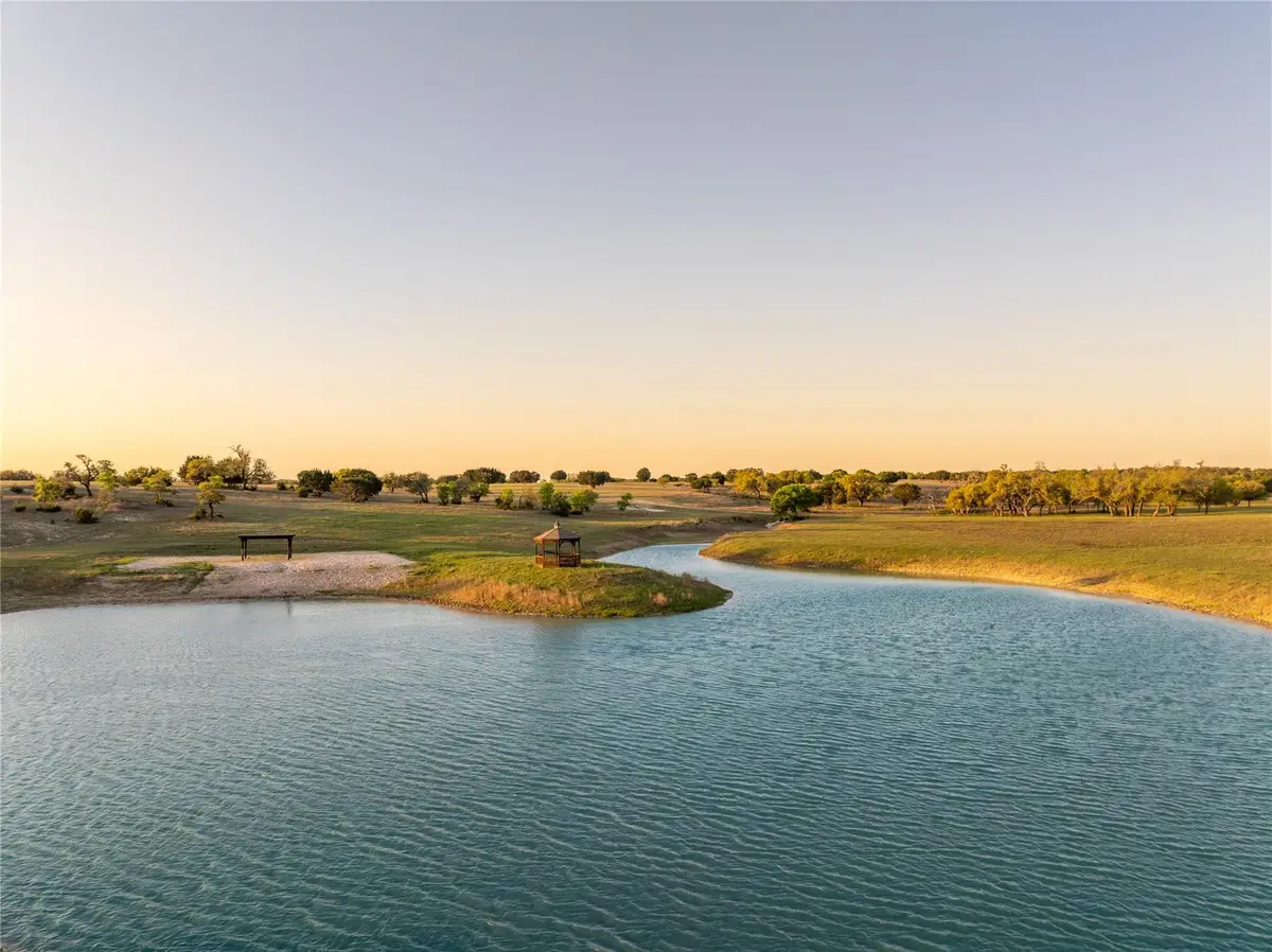 5525 Fm2340 Rd, Burnet, TX 78611 - #1