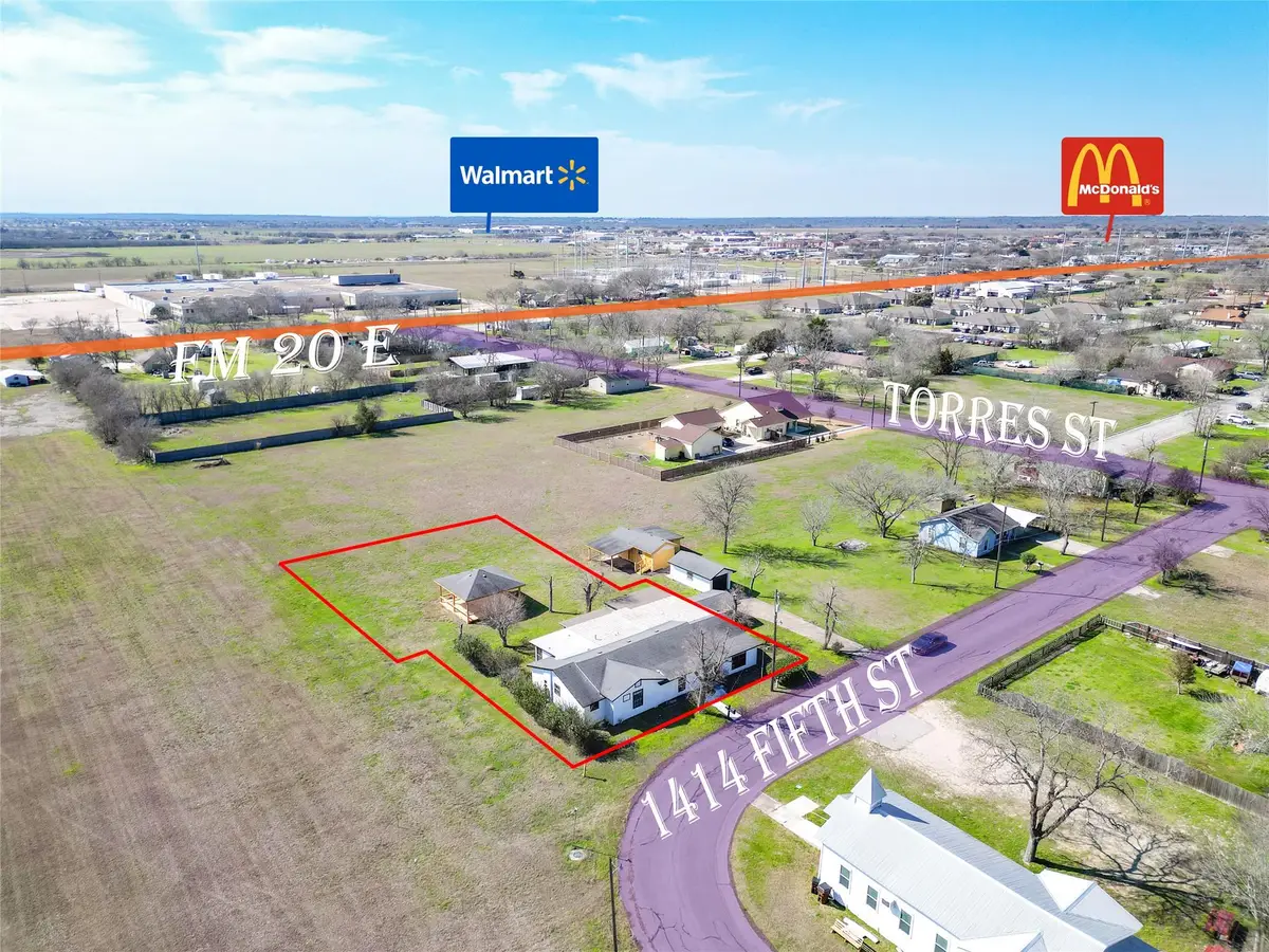 1414 Fifth St, Lockhart, TX 78644 - Image #1