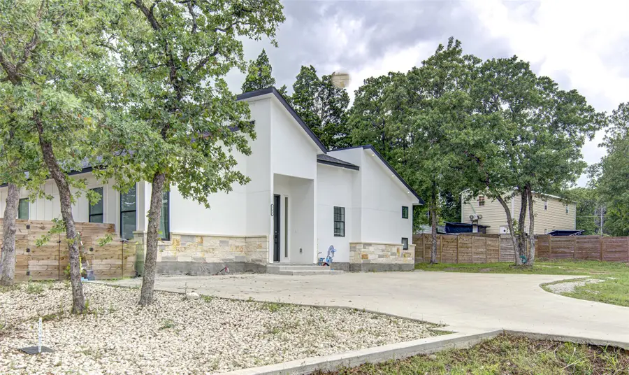 165 La Selva Dr, Elgin, TX 78621 - #3