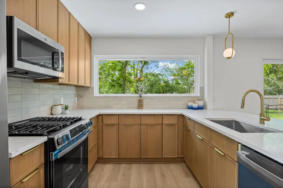 1433 Salem Meadow Cir, Austin, TX 78745 - #2