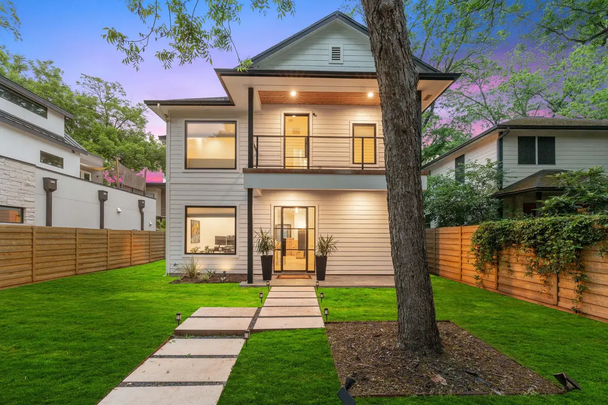 2004 Riverview St, Austin, TX 78702 - #1