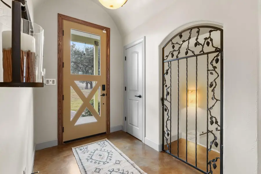 840 Scenic Vista Dr, Fredericksburg, TX 78624 - Image #3