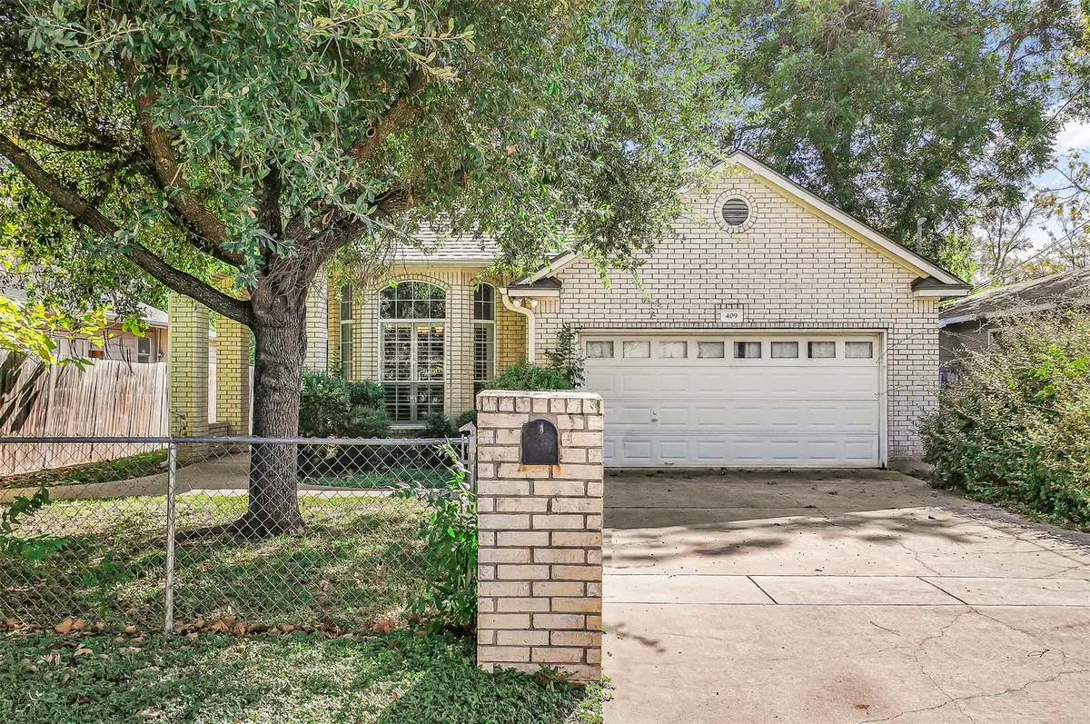 409 E Austin Ave, Round Rock, TX 78664 - #1