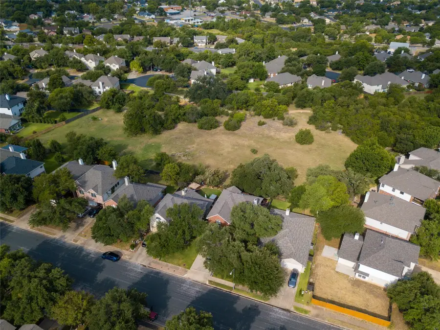 8711 Glen Canyon Dr, Round Rock, TX 78681 - Image #2