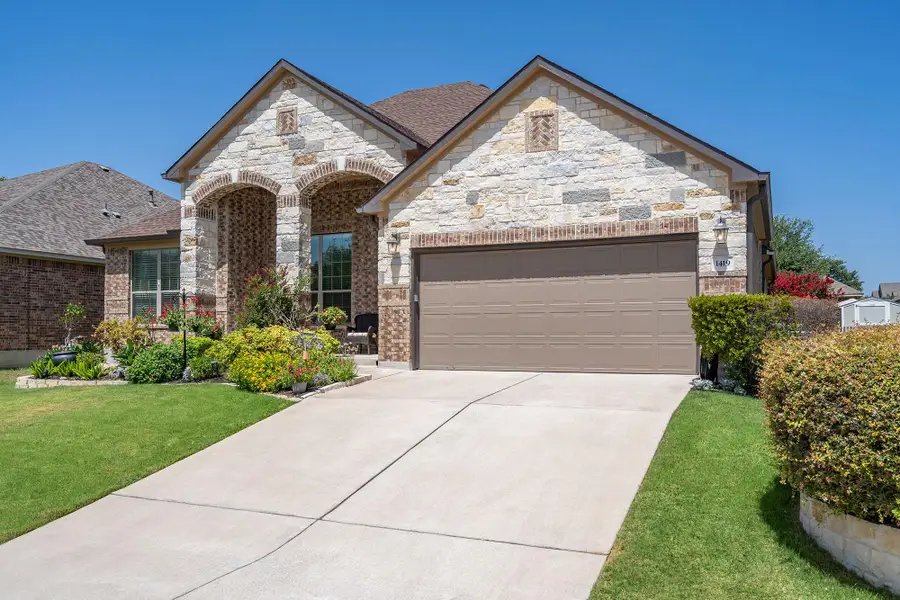 1419 Rowan Dr, Georgetown, TX 78628 - Image #2