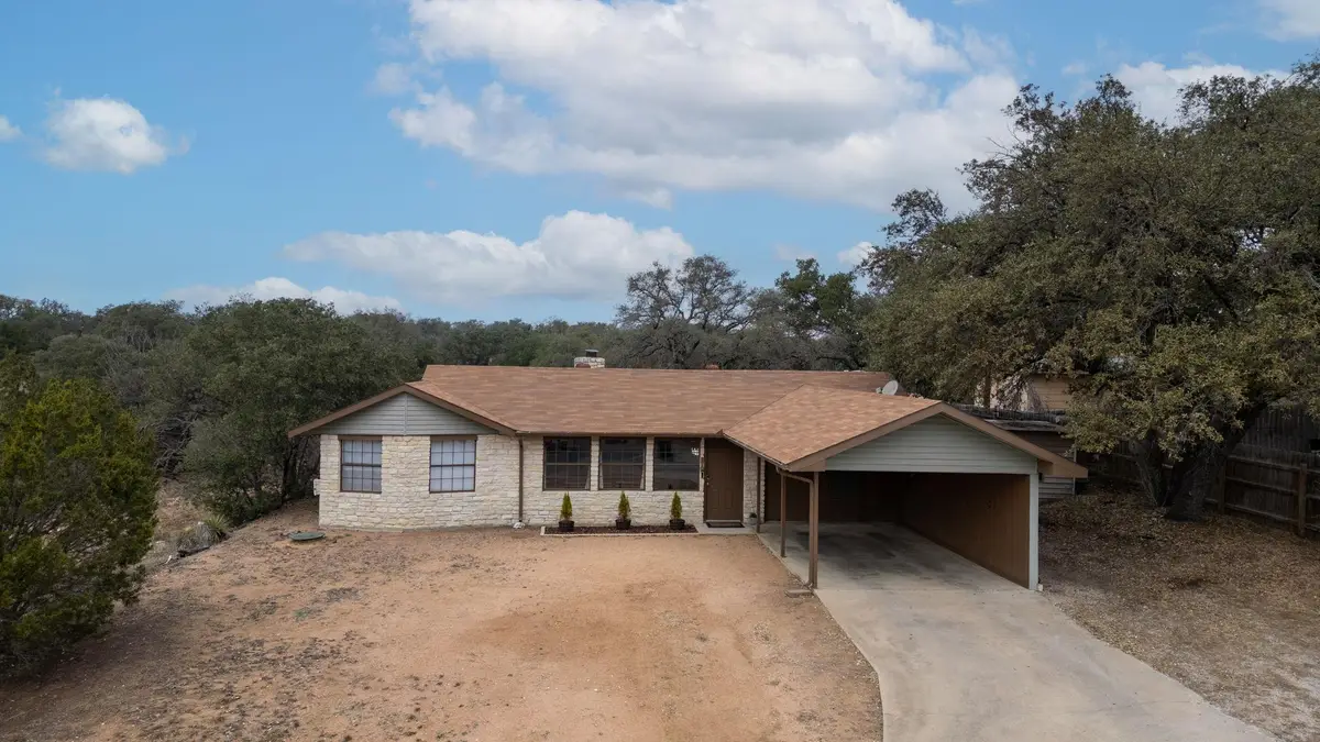 1109 County Road 132a, Kingsland, TX 78639 - Image #1