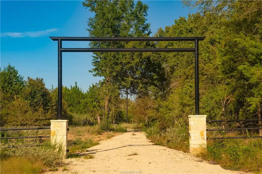 12416 Red Hill Rd Rd, Hearne, TX 77859 - #3