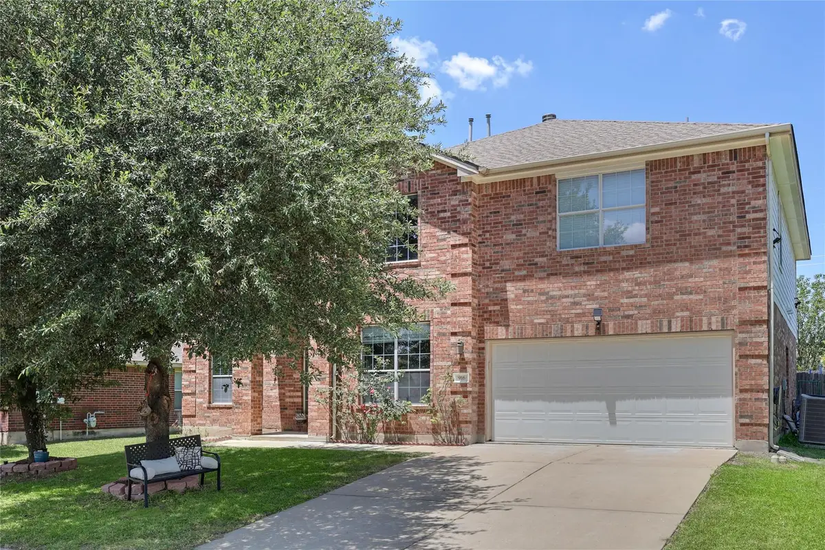 916 Abbeyglen Castle Dr, Pflugerville, TX 78660 - #1