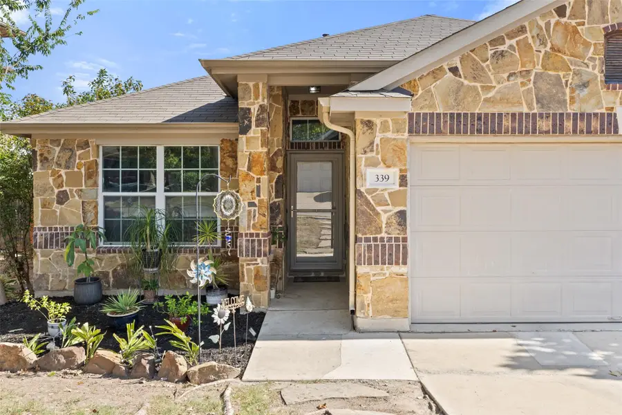 339 Strawberry Blonde Dr, Buda, TX 78610 - Image #3