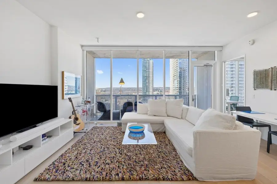 301 West Ave #1701, Austin, TX 78701 - Image #2