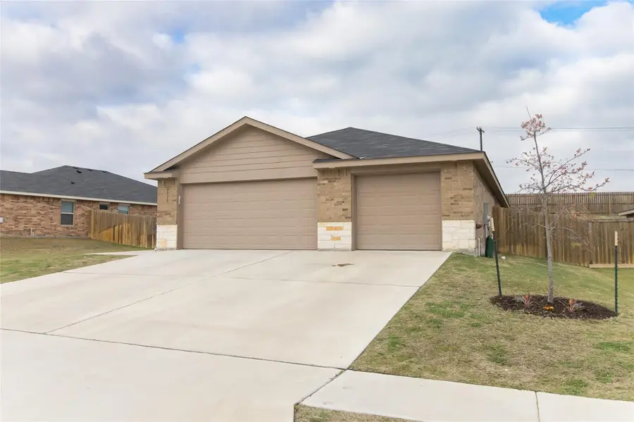 1715 Dryden Ave, Copperas Cove, TX 76522 - #3