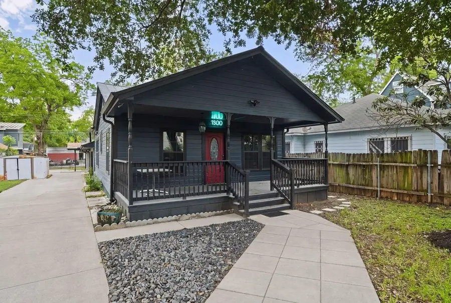 1300 Haskell St, Austin, TX 78702 - #3