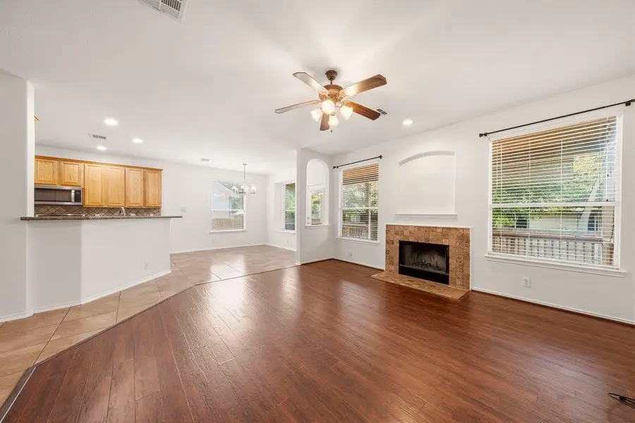 611 Secretariat Dr, Cibolo, TX 78108 - #3