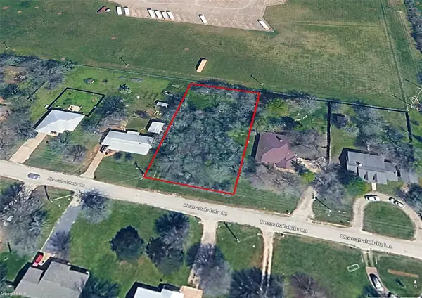 352 Keanahalululu Ln, Bastrop, TX 78602