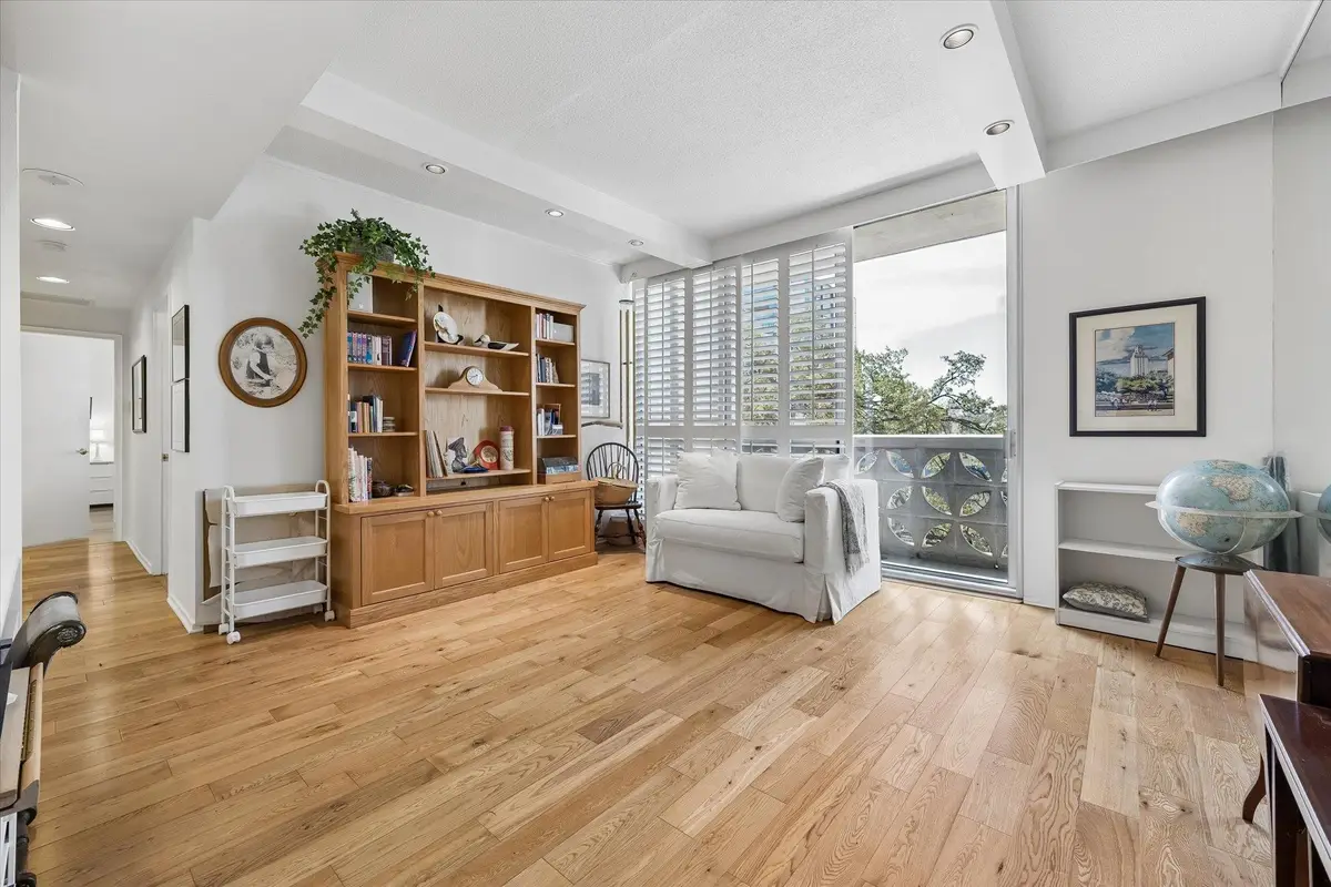 1801 Lavaca St #3M, Austin, TX 78701 - #1
