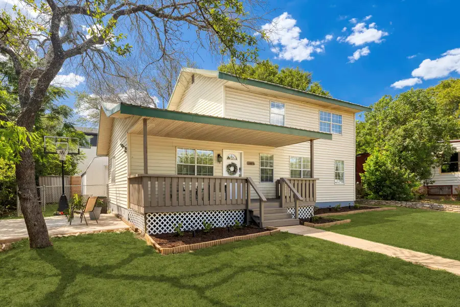 11004 Elm St, Jonestown, TX 78645 - Image #2