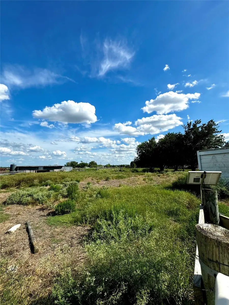 386 3g Rd, Kyle, TX 78640 - #3