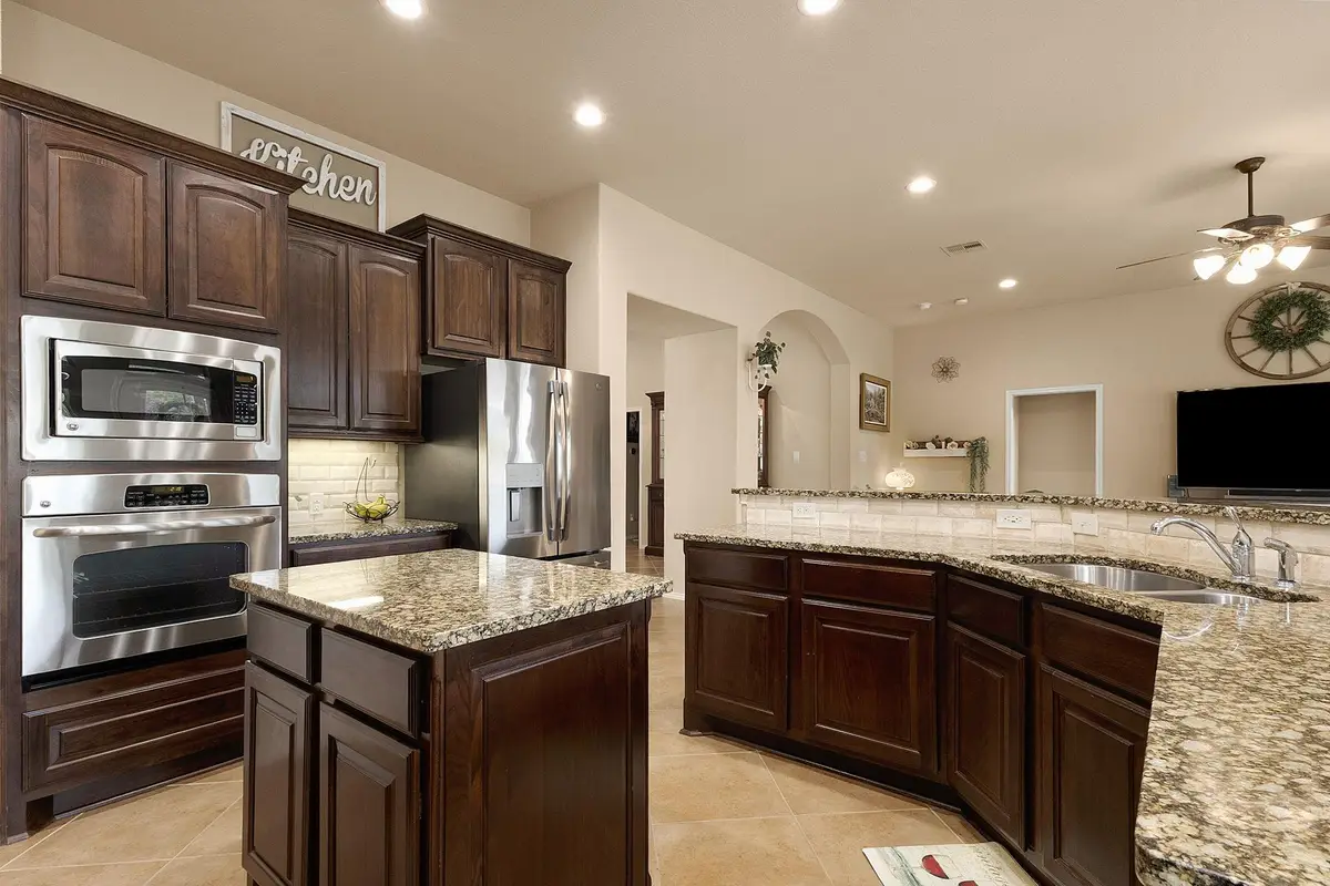 471 Wilderness Way, New Braunfels, TX 78132 - #1