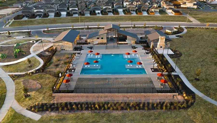 104 Christy St, Hutto, TX 78634 - #2