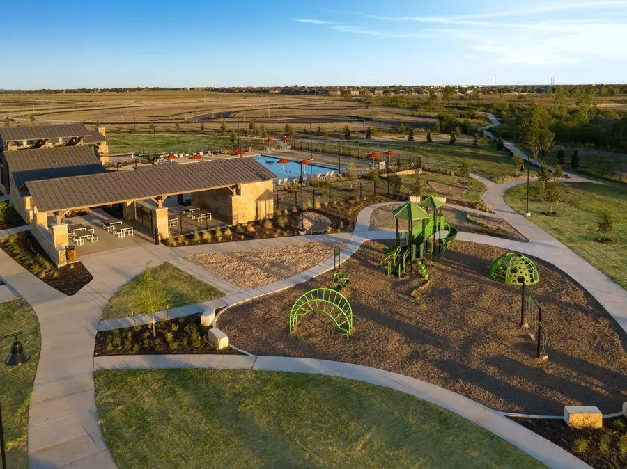 104 Christy St, Hutto, TX 78634 - #3
