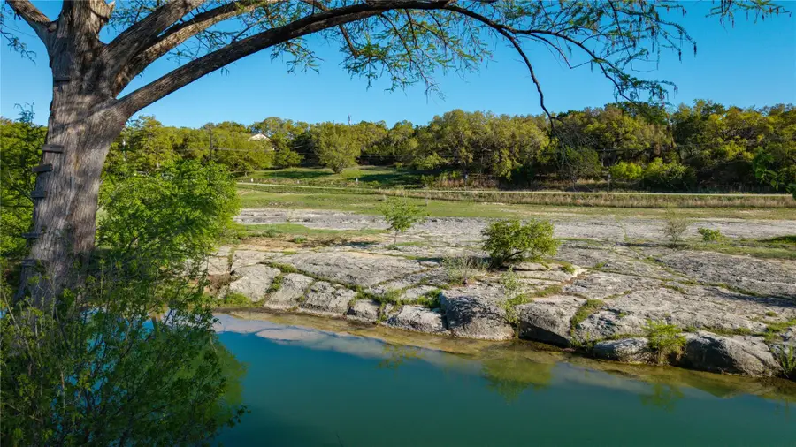 107 Edgewater Dr, Wimberley, TX 78676 - #2