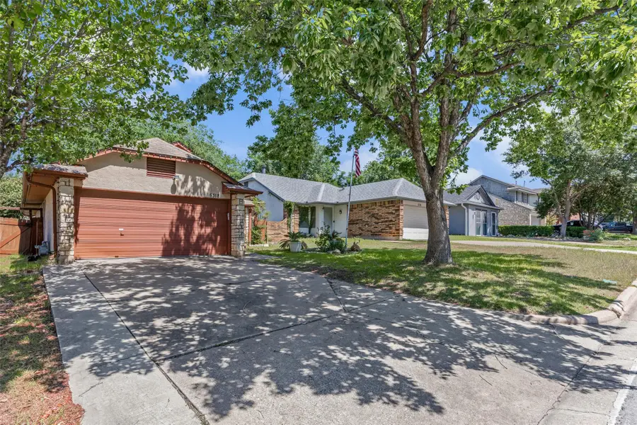 5318 Walnut Grove Dr, Austin, TX 78744 - #2