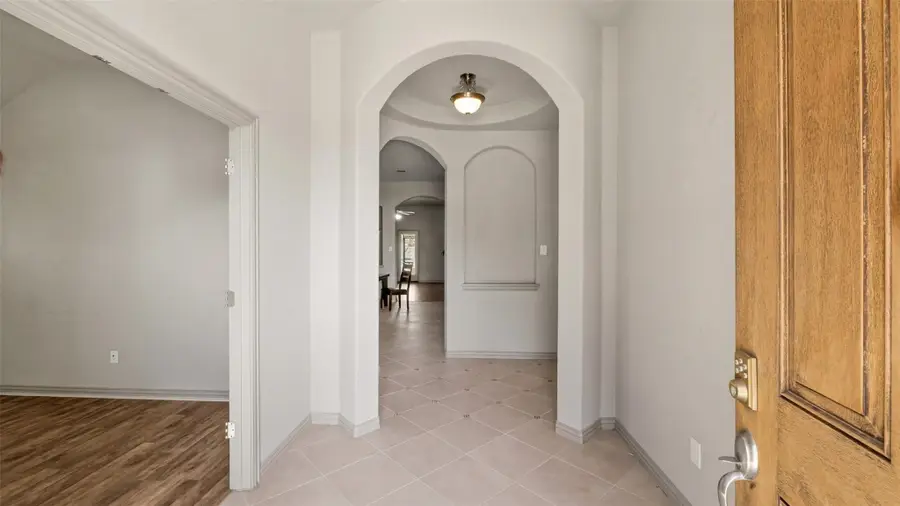 102 N Pasture Cv, Hutto, TX 78634 - #2