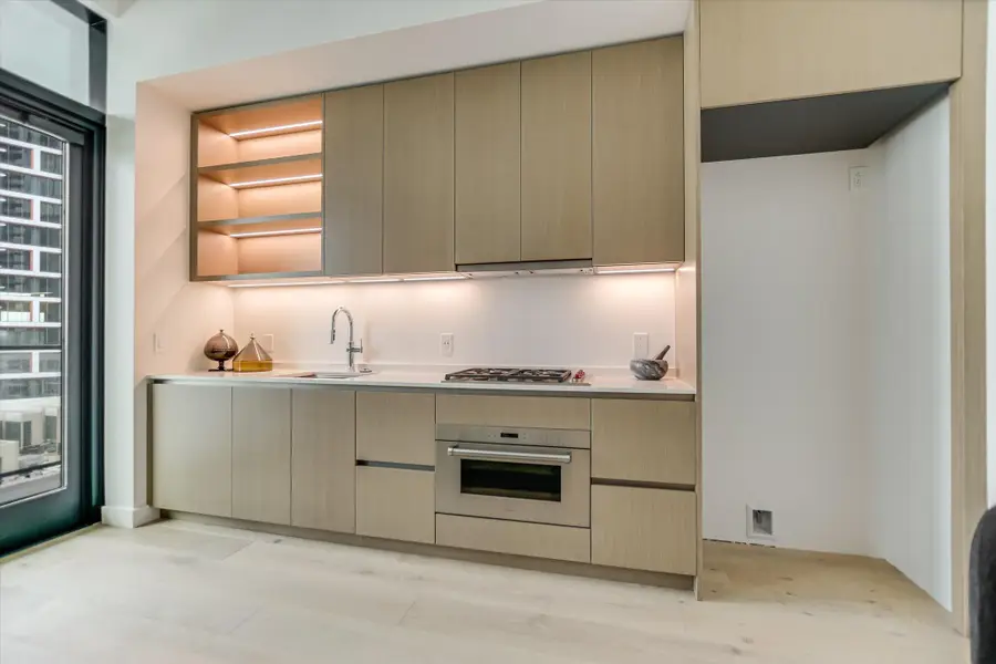 610 Davis St #3307, Austin, TX 78701 - Image #3