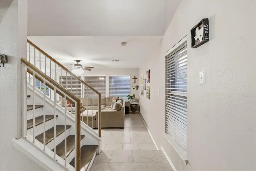 2067 Buckley Ln, Round Rock, TX 78664 - Image #3