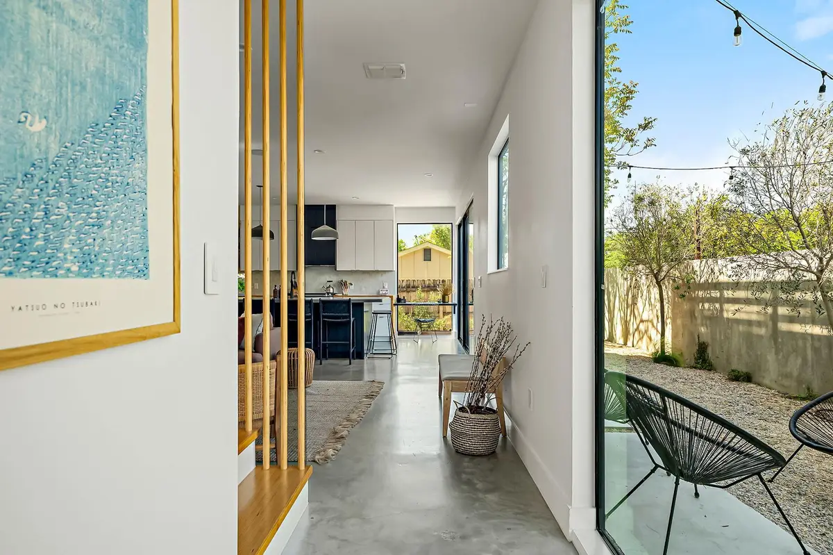 2201 Santa Rosa St, Austin, TX 78702 - #1