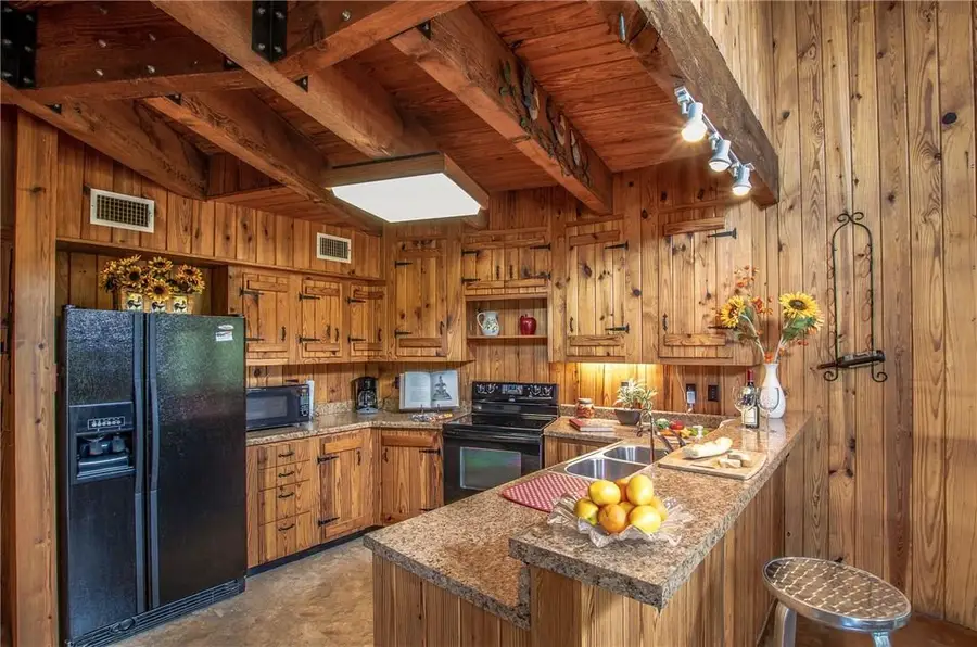 450 Oakwood Loop, San Marcos, TX 78666 - Image #3