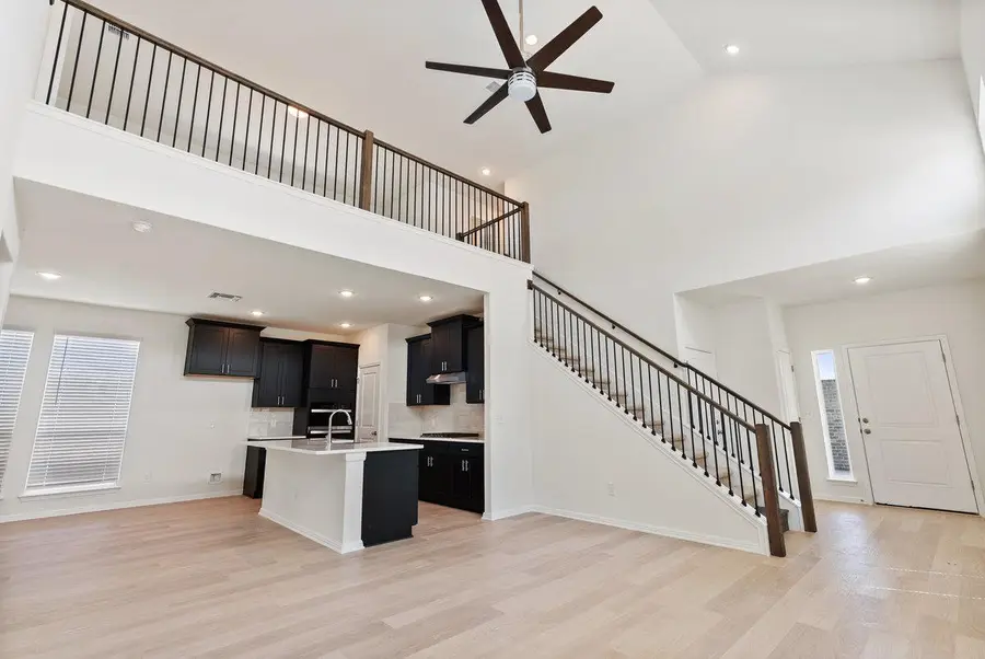 428 Young St, Buda, TX 78610 - Image #2