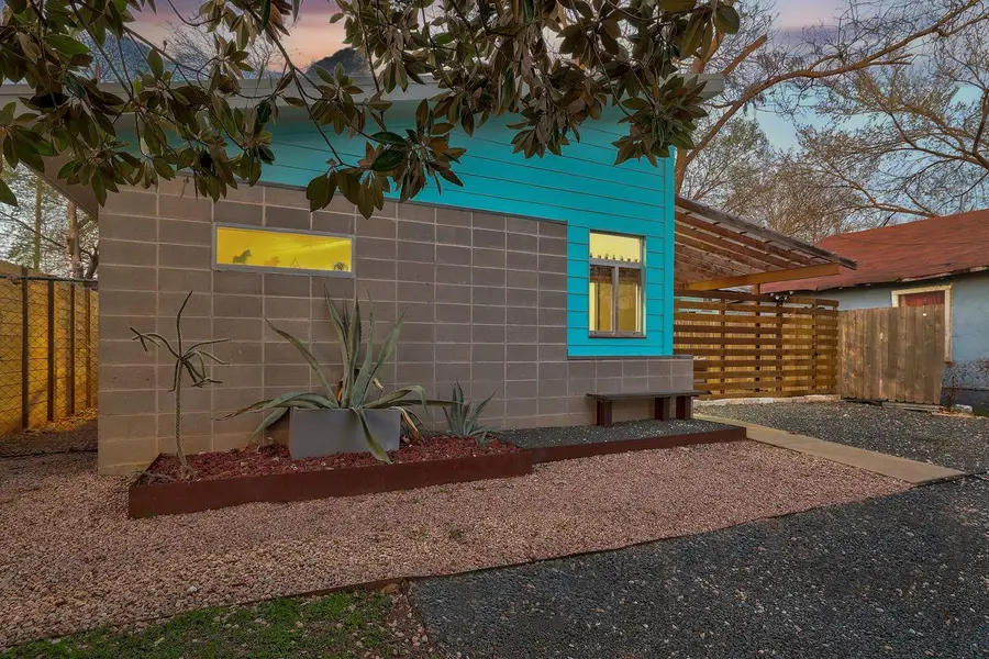2202 Santa Rosa St, Austin, TX 78702 - #2