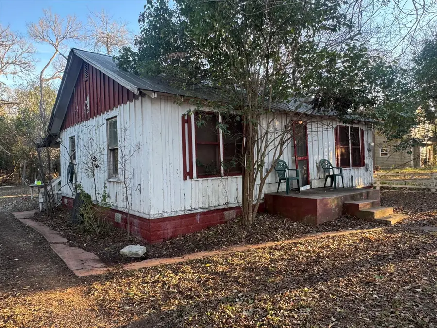 1017 Dailey St, San Marcos, TX 78666 - #3