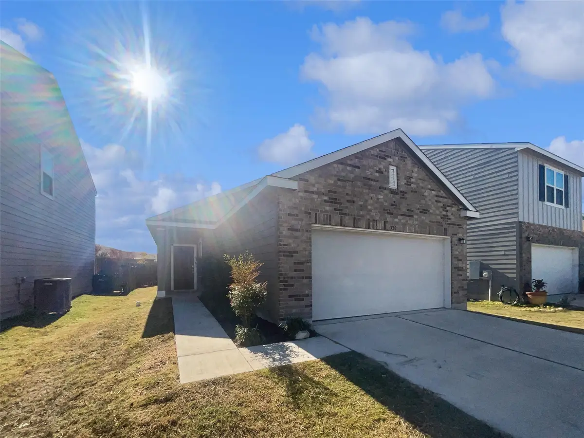 329 Wonderful Life Way, Jarrell, TX 76537 - Image #1