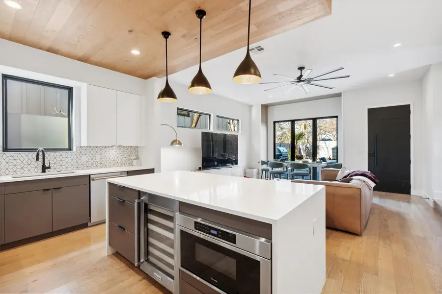 707 E Live Oak St #A, Austin, TX 78704 - #3