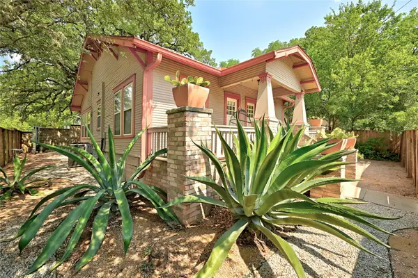 900 W Lynn St, Austin, TX 78703