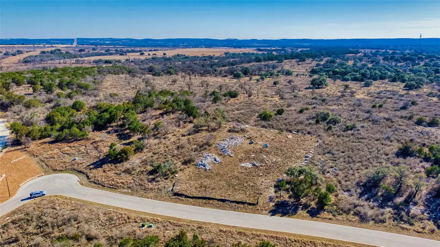 313 Eagle Basin Cir, Spicewood, TX 78669 - Image #3