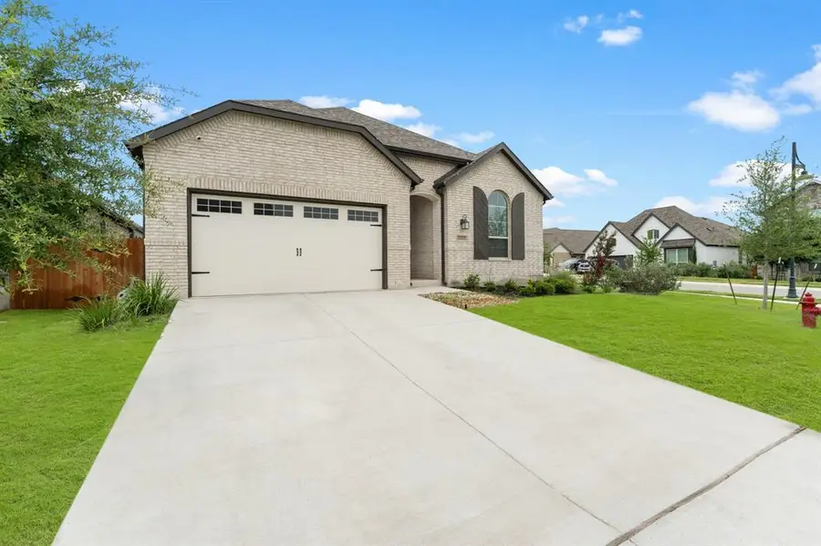 22600 Fountaingrass Ln, Lago Vista, TX 78645 - Image #2