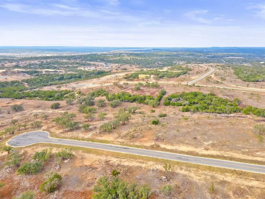 366 W Leaning Madrone Dr, Johnson City, TX 78636 - Image #2