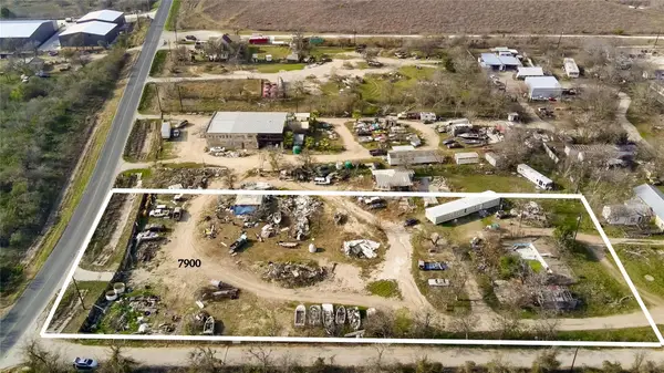 7900 Dee Gabriel Collins Rd, Austin, TX 78744